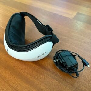 AllJoy EM2101 Smart Eye Massager Rechargeable Bluetooth Music Vibration Pressure